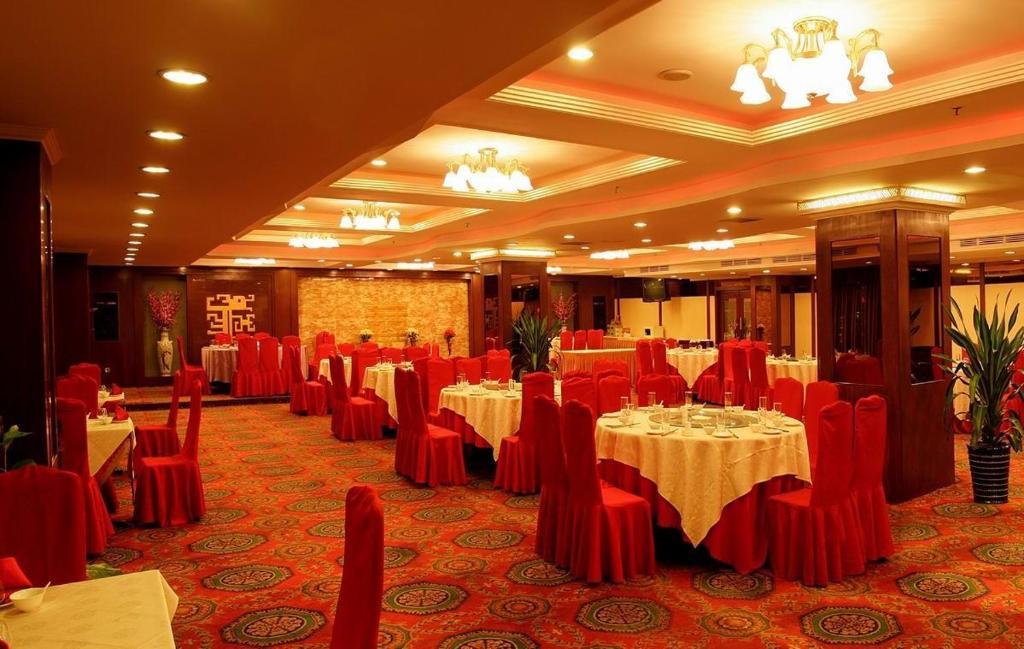 Oriental Hotel Tong Xiang Jiaxing Exterior photo