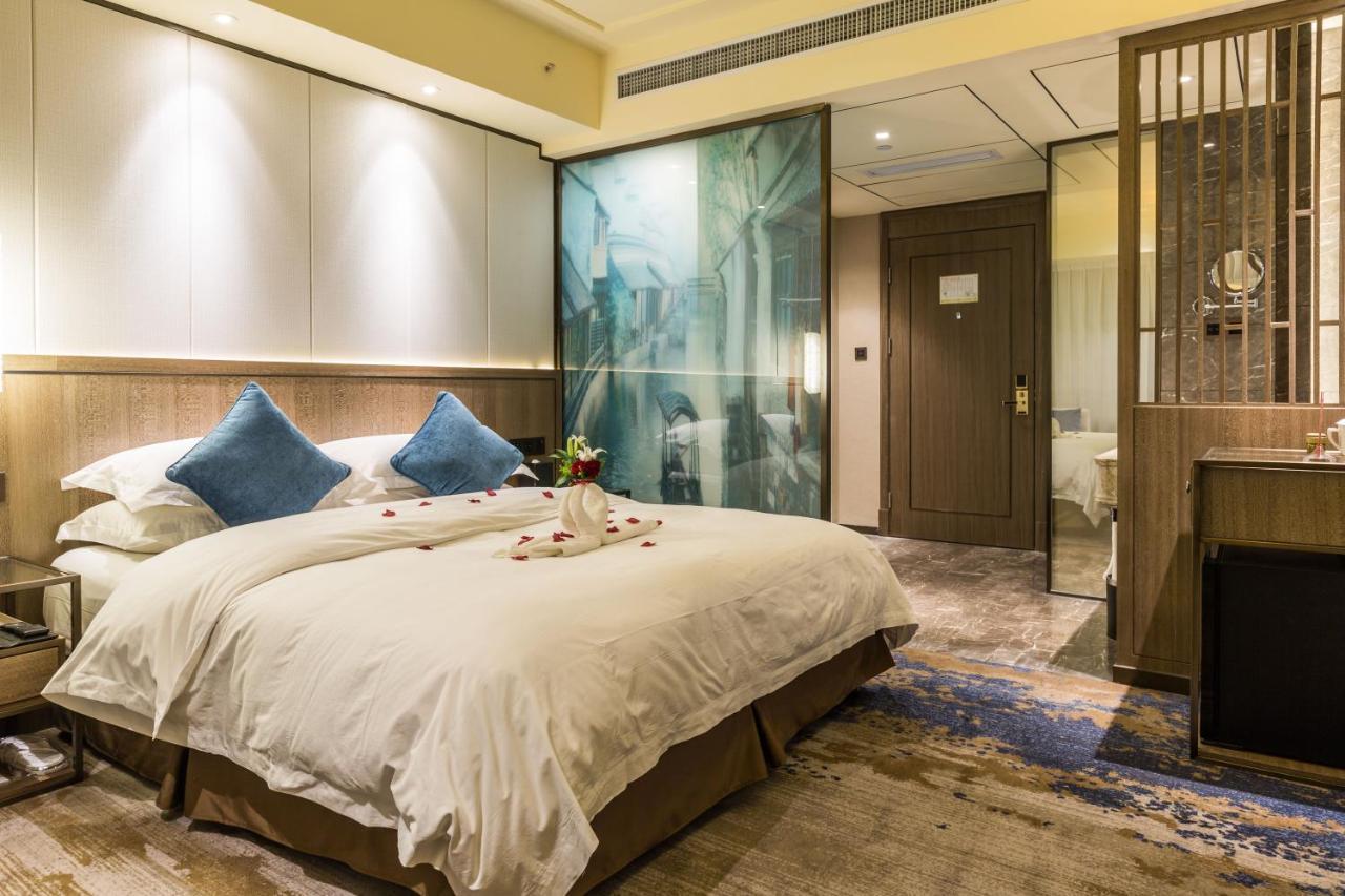 Oriental Hotel Tong Xiang Jiaxing Exterior photo