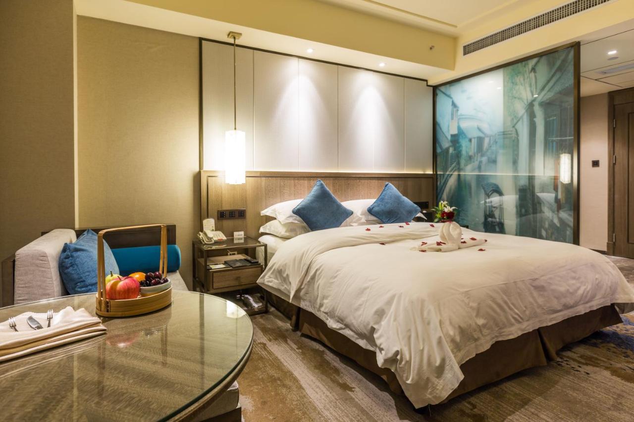 Oriental Hotel Tong Xiang Jiaxing Exterior photo